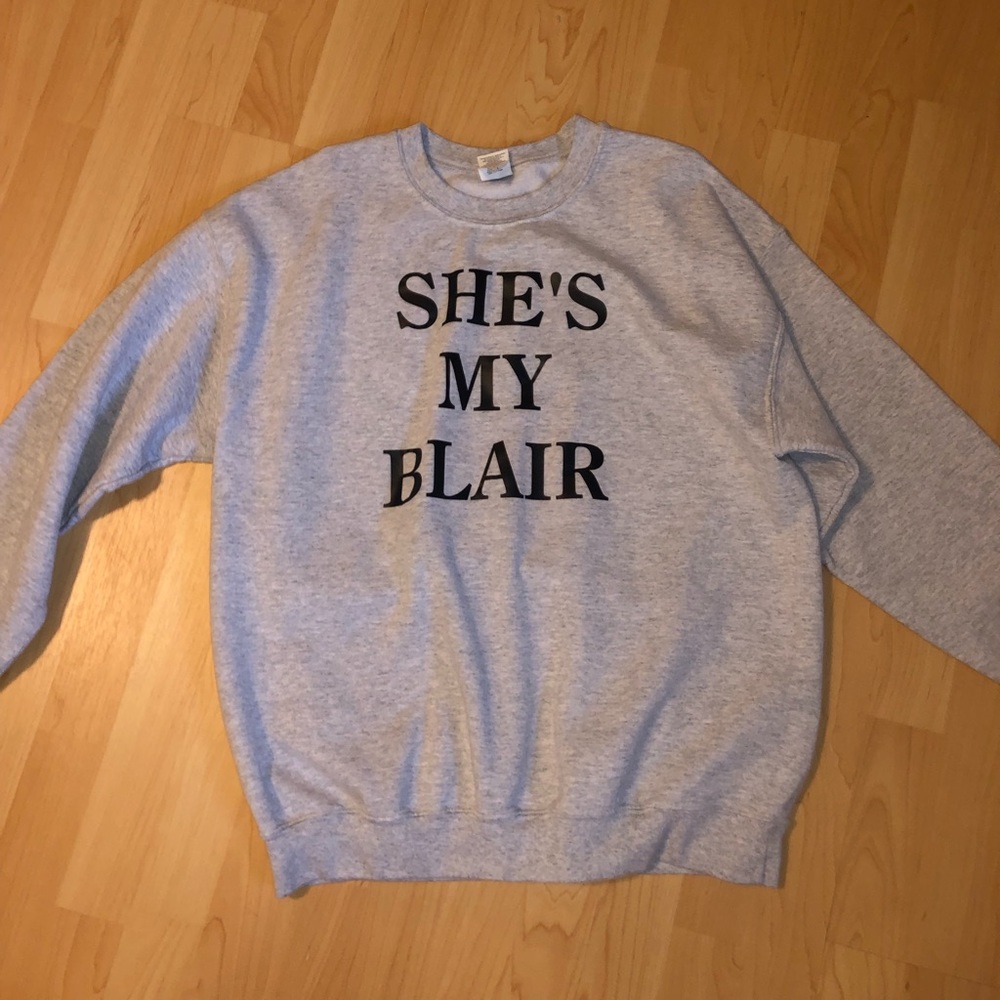 Gossip girl sweatshirt